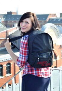 Franzi mit ihrem Rucksack